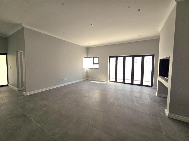 3 Bedroom Property for Sale in Shelley Point Western Cape